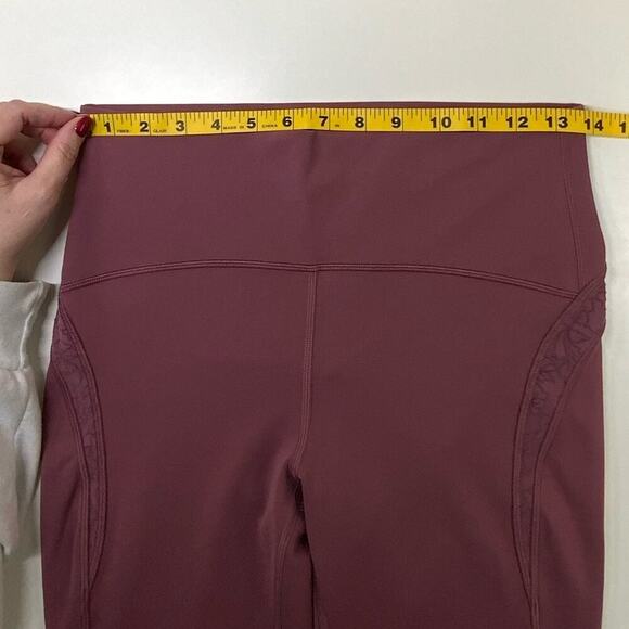 EUC | Lululemon | Capri Leggings | Mauve | Size 8 - Picture 6 of 10